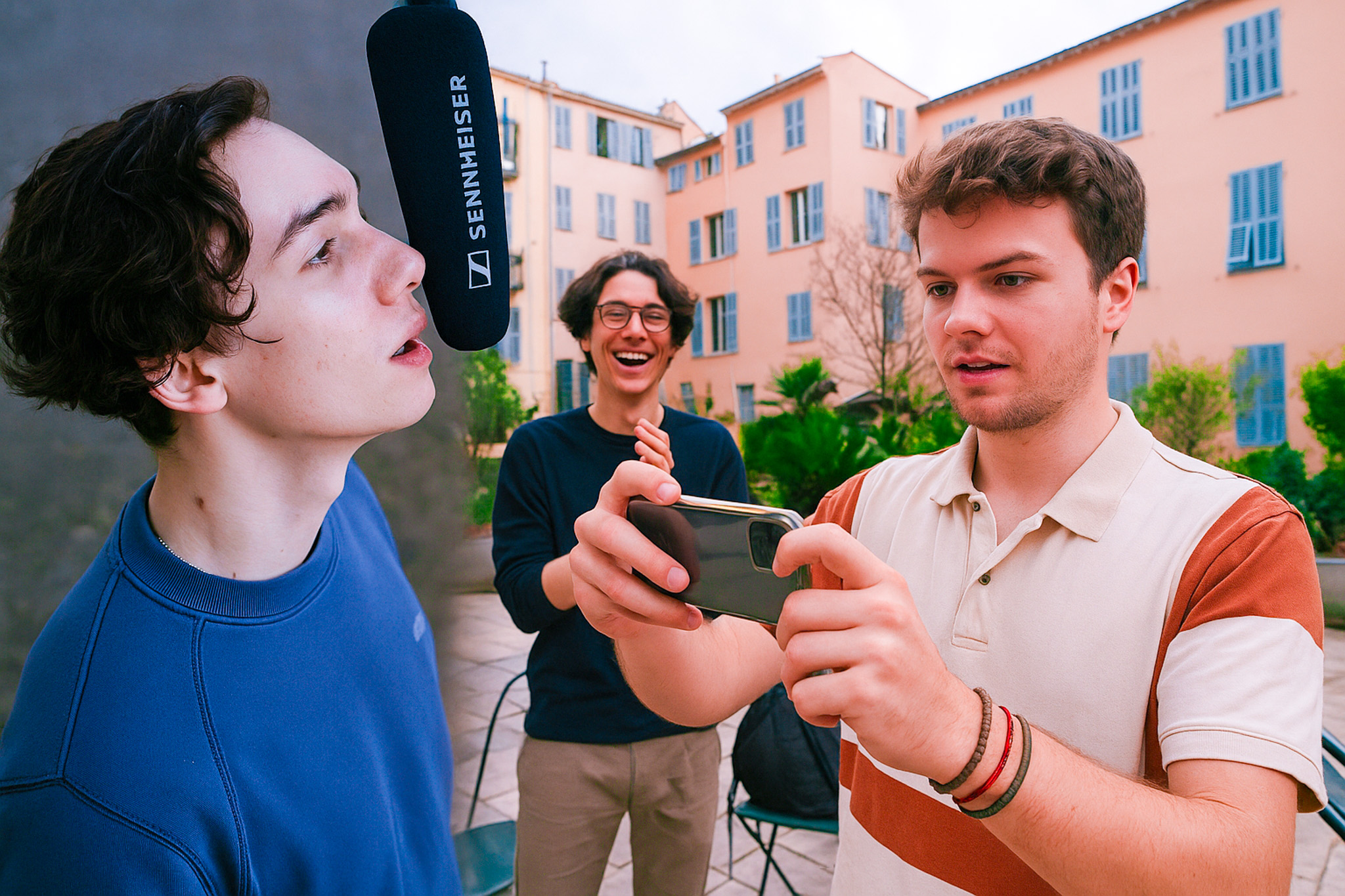 Couverture du blog sur les coulisses vidéo